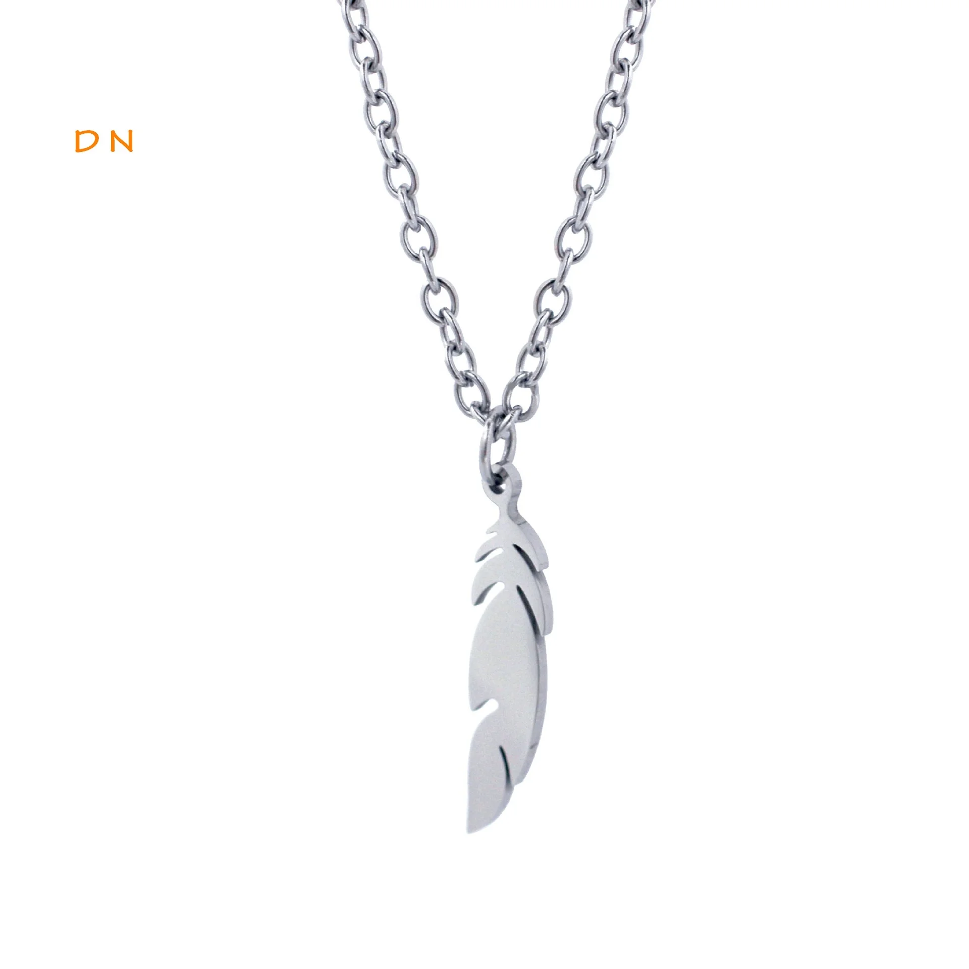 Dina Wholesale Simple Personalized Jewelry Silver Feather Charm Necklace Stainless Steel Jewelry Men Gifts