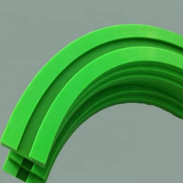 Индивидуальная большая изогнутая направляющая скольжения Пластиковая направляющая для цепного ролика