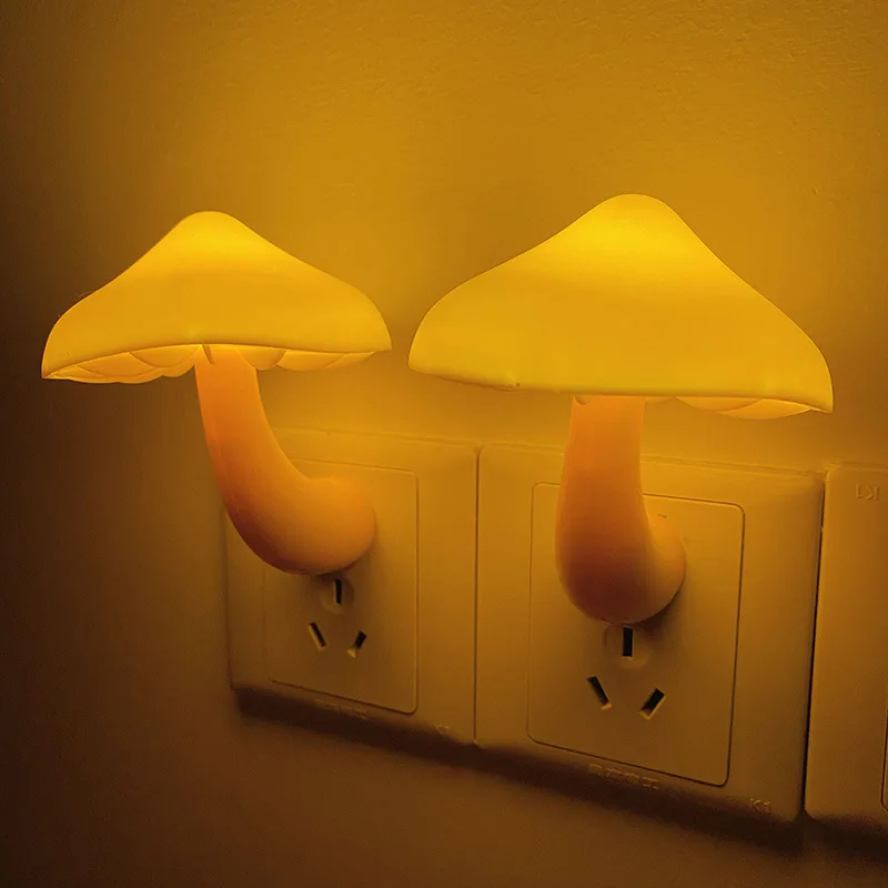 Hot OEM Wholesale Mushroom Style Night Light for Kids Plug in LED Night Lights with Dusk to Dawn Sensor