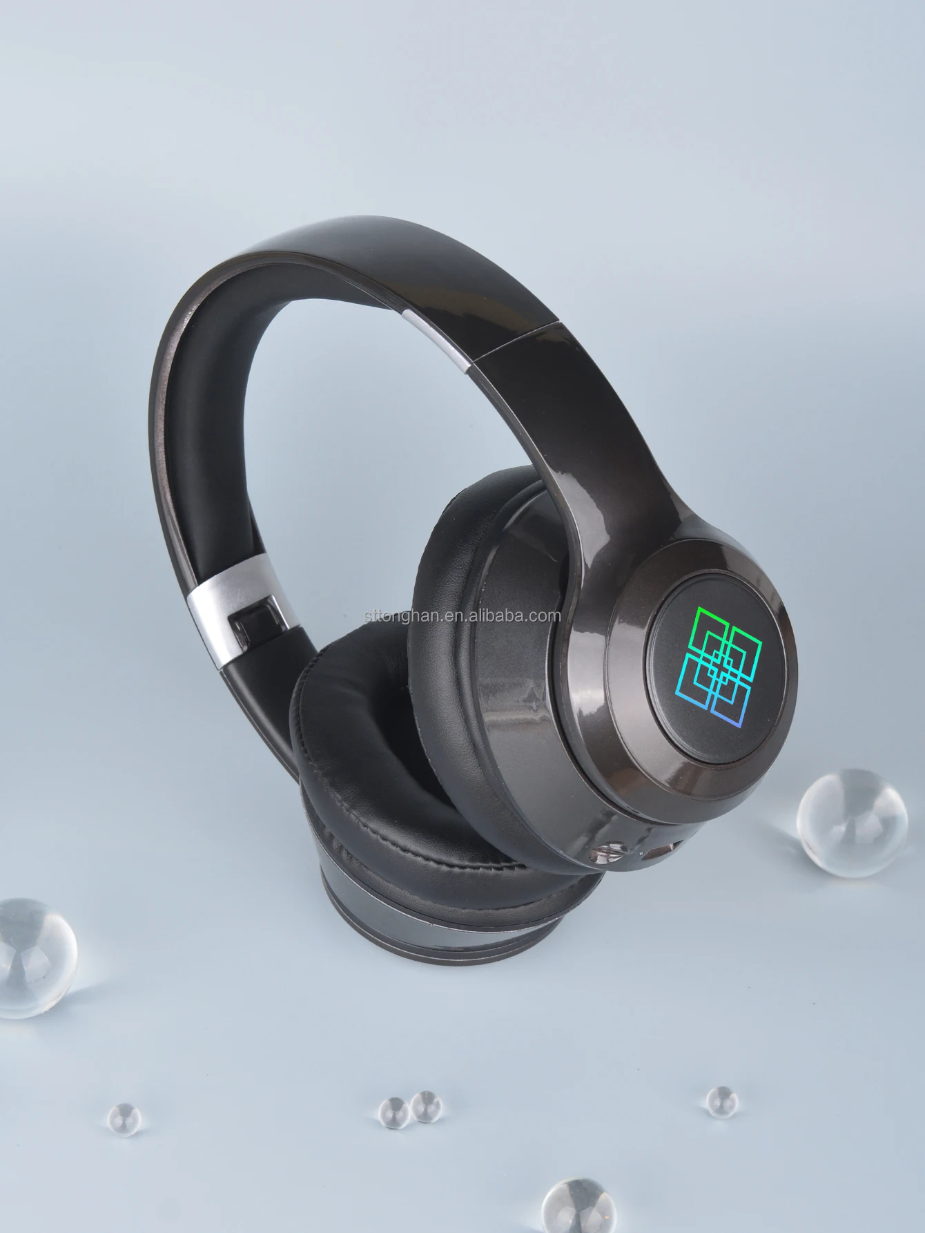 Gerripurer Brand cheap bulk Earphone High quality Black PU  cool wireless headphones