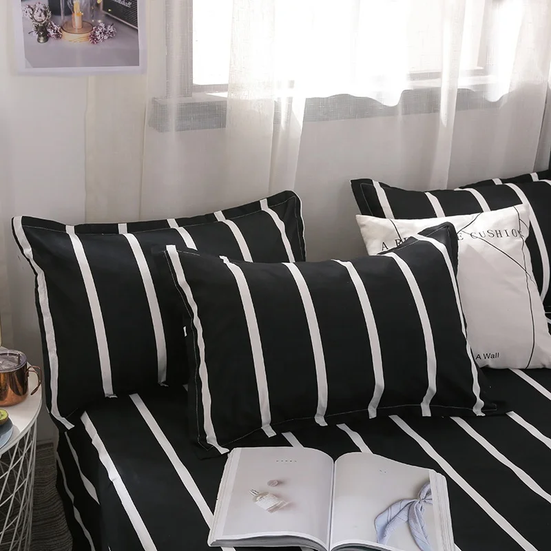 
Nantong Factory Cheap 4pcs Black White Stripe Double Queen King Size Bed Sheet Duvet Cover Bedding Set 