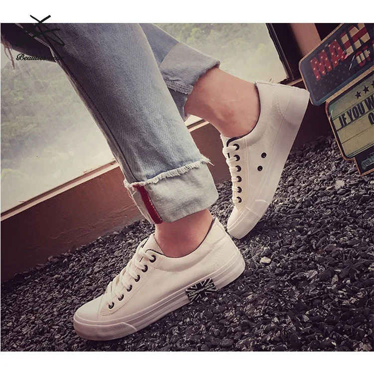 Hot Sale Casual Men Shoes and Sneakers Lace Up Canvas Shoes Men