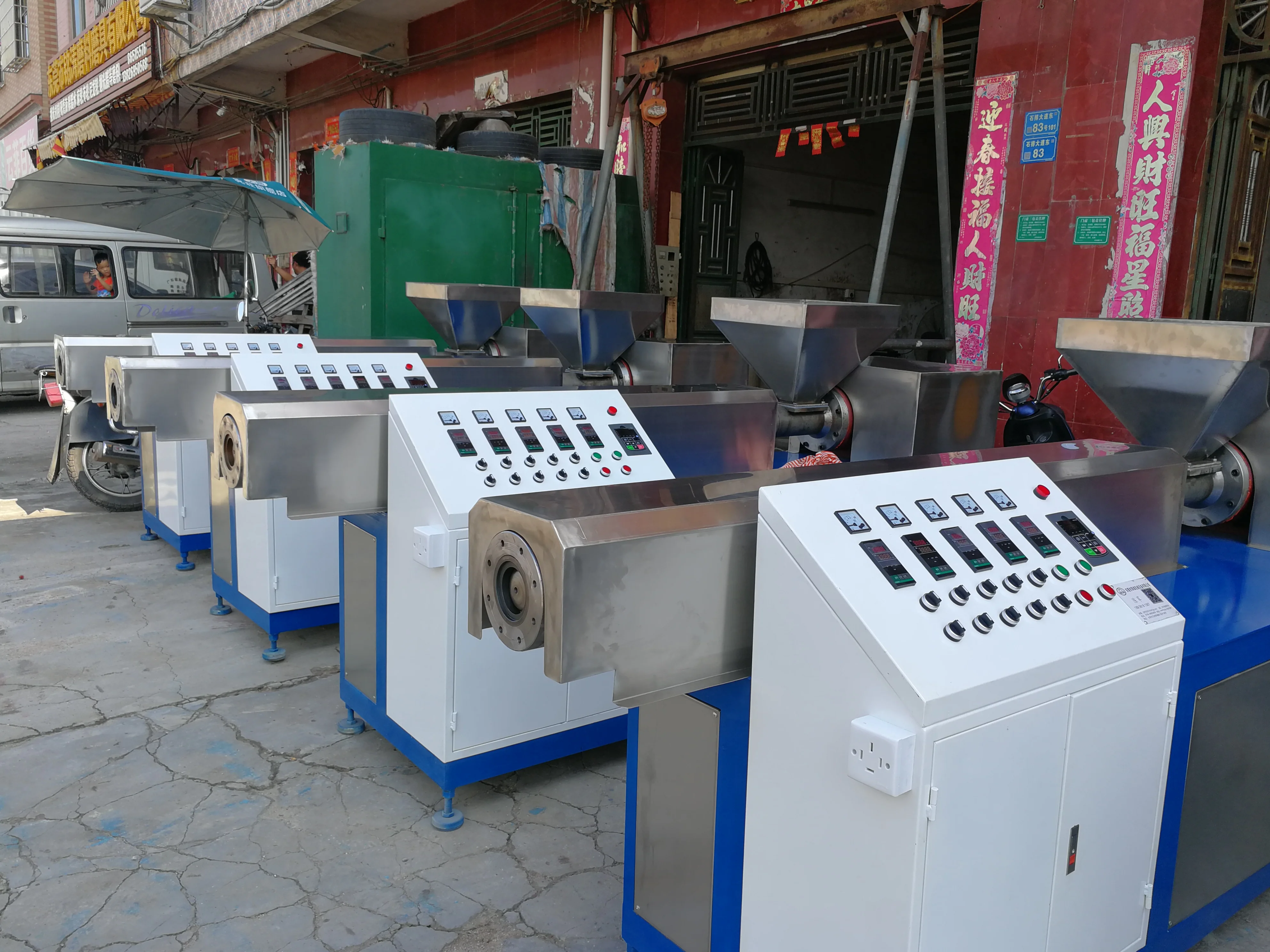 Dildo Production Line Plastic Extrusion Machine Cost Plastic Extrusion Equipment For Scale