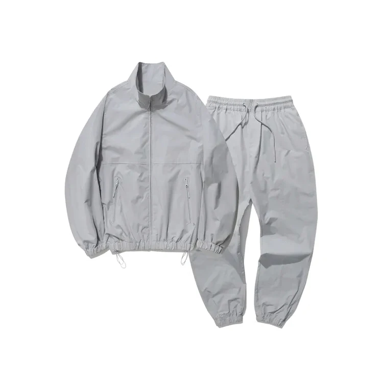 training&jogging wear designers loose fit utility sweatsuit jacket jogger track suit custom logo windbreaker nylon two piece set