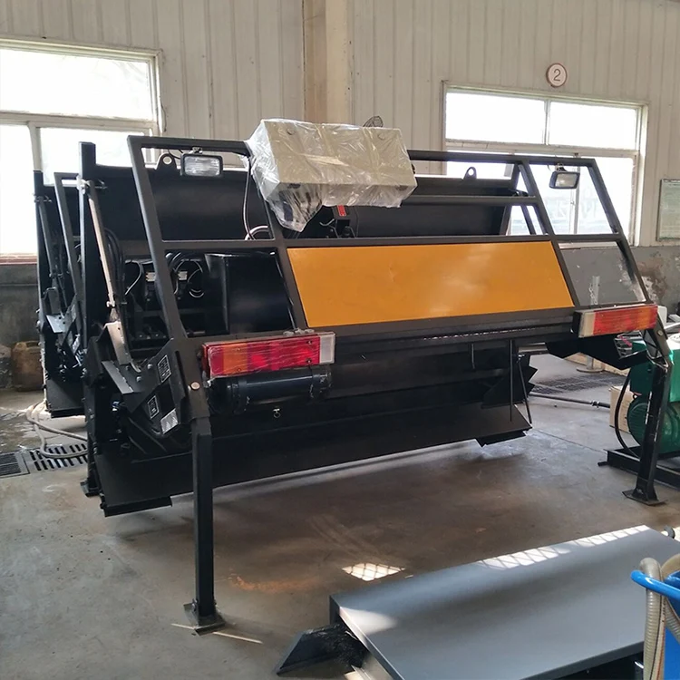 Chip spreader machine 6 M sand and gravel spreader for sale