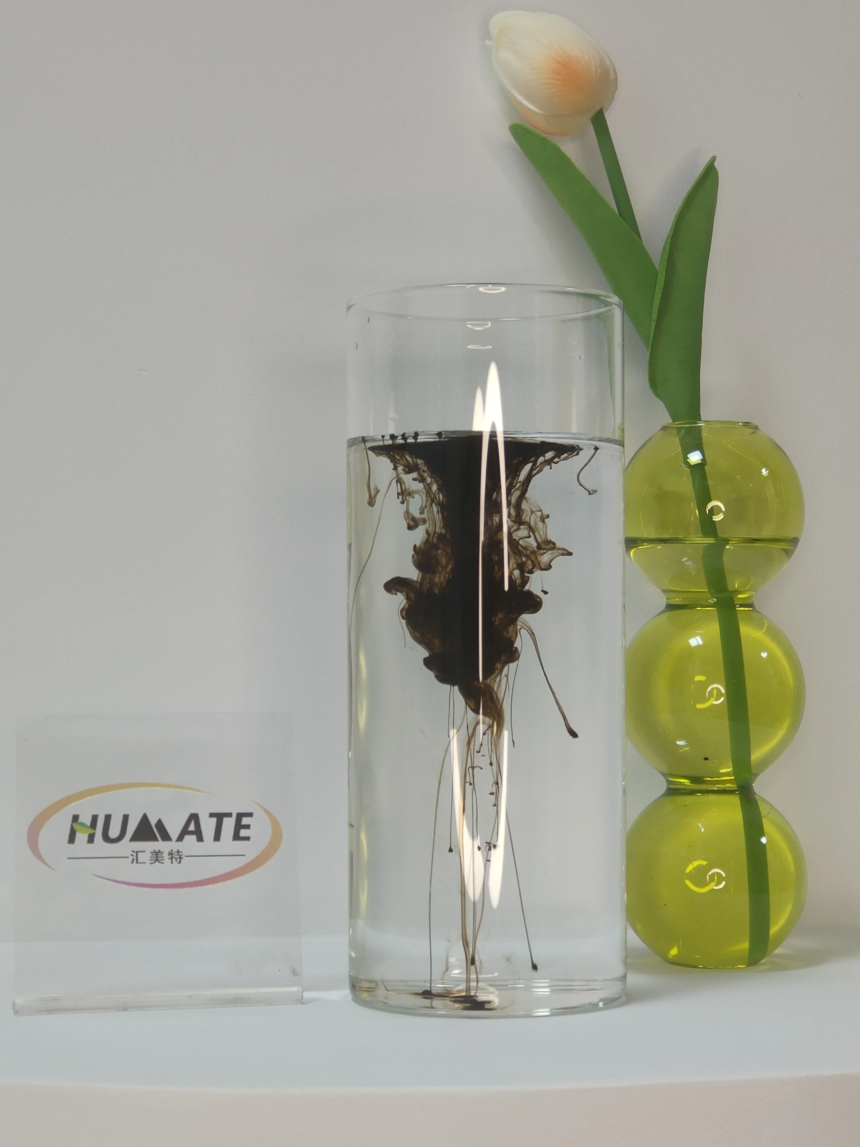 chemical additive auxiliary chemicals Good Water Soluble Sodium Humate Powder used  as  Petroleum Drilling Additives