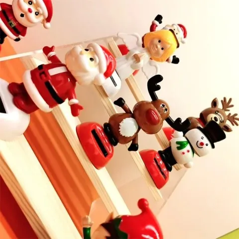 RTS Hot Sale new arrive creative solar swing doll shaking his head Christmas gift car decoration Christmas gifts