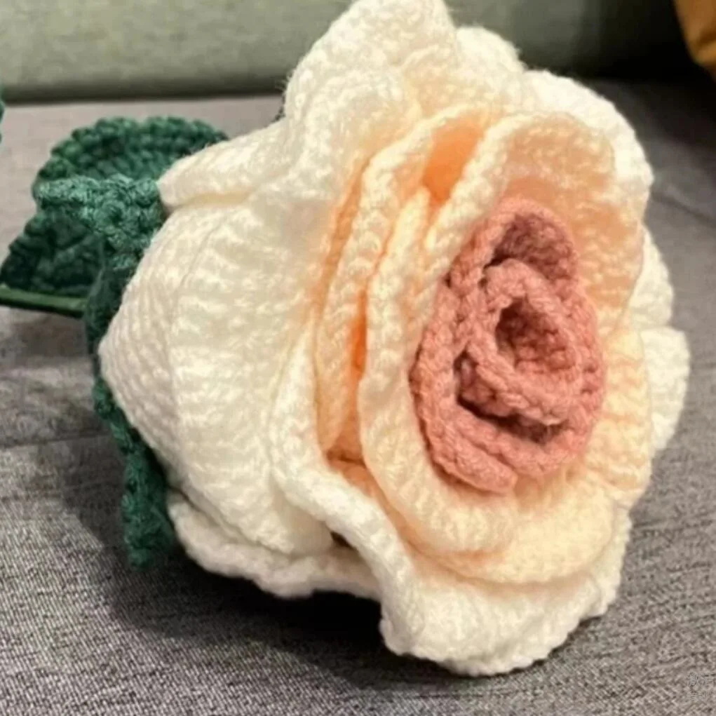 Extra Large Flowers Hand Crocheted Artificial Rose Flowers Home Decor For Gift To Wife