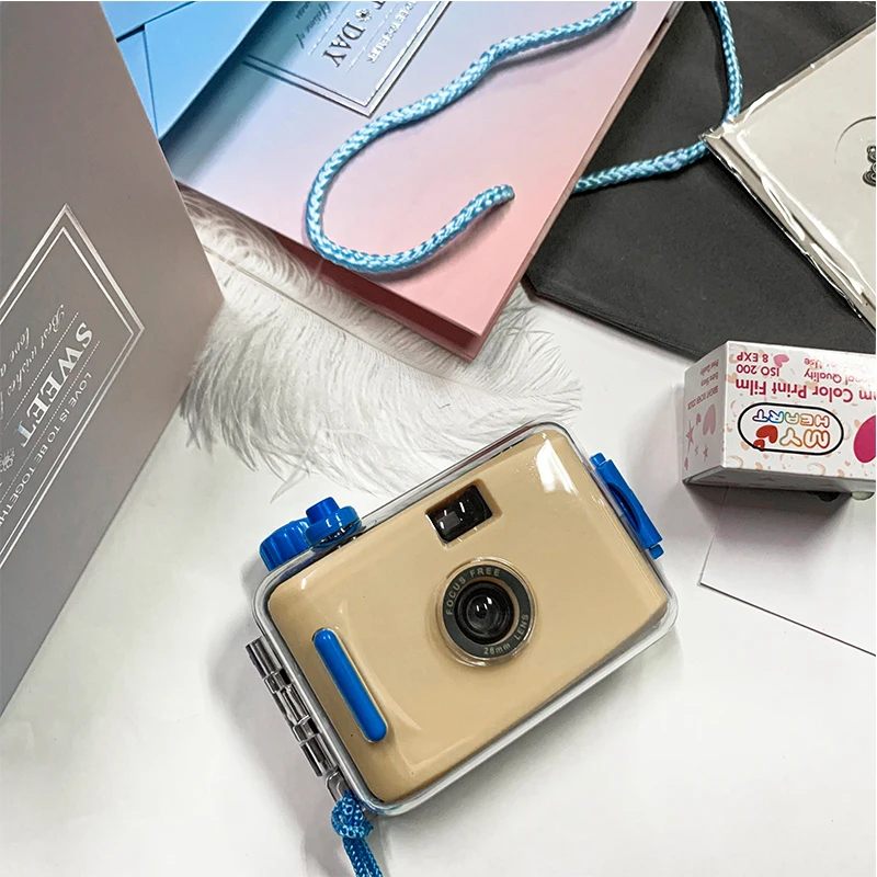 Vintage Point-and-shoot reusable film roll camera with waterproof camera case