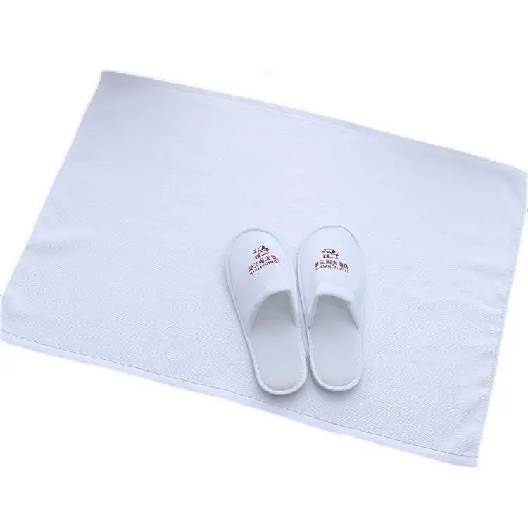 Wholesale Non Slip jacquard  embroidery logo100% cotton hotel bathroom white bath mat floor towel