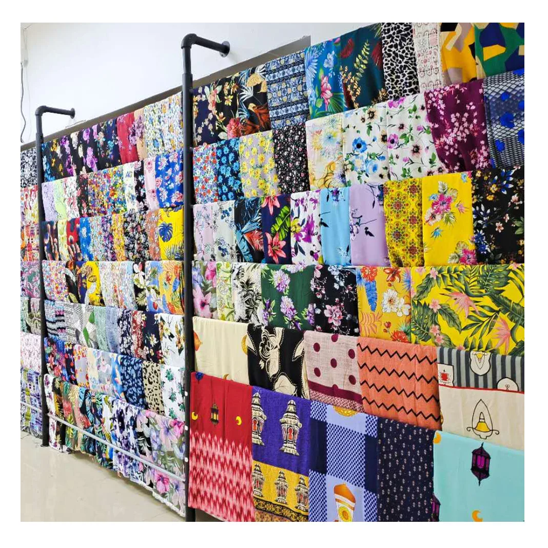 Custom Super Soft 30s 120gsm Scream Print Woven 100% Spun Rayon Viscose Challis Dress Fabric