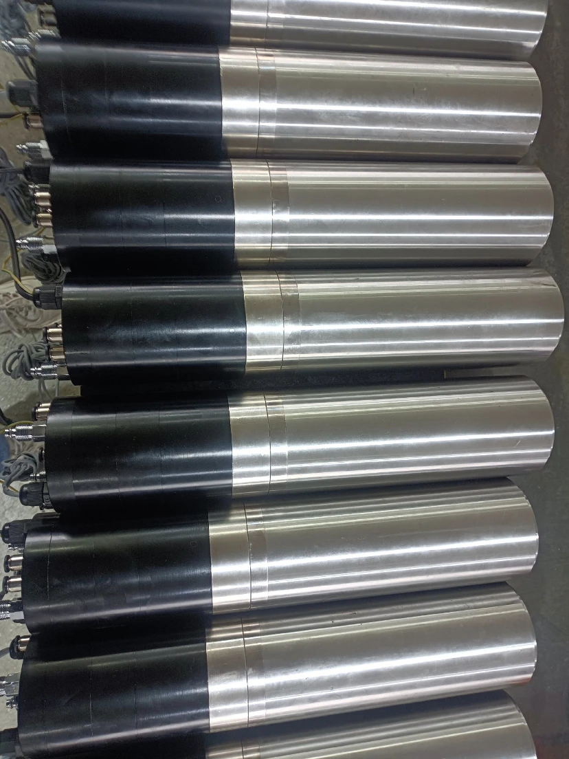 ATC 1.5kw Spindle 2.2KW ISO20 Holder Water Cooled Automatic Tool Spindle 24000rpm with inverter