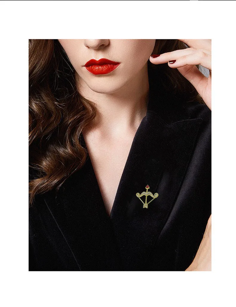2021 Hot Design bow and arrow shape with Red heart  Diamond  brooches for suit