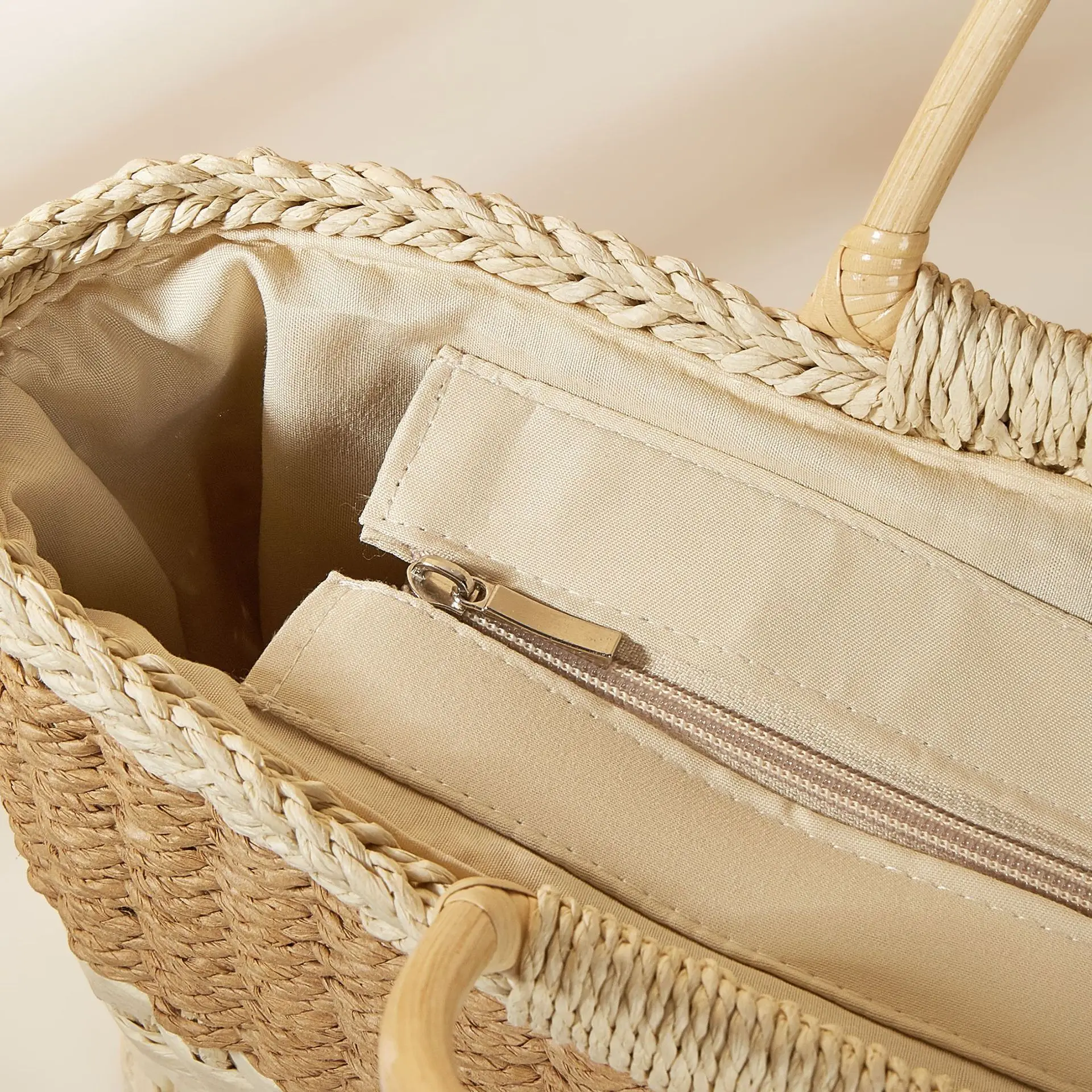 Fashion Casual Woven Handmade Ladies Straw Multicolor Basket Tote Bag Vintage Women Shopping Handbag Stick Handles Big Capacity