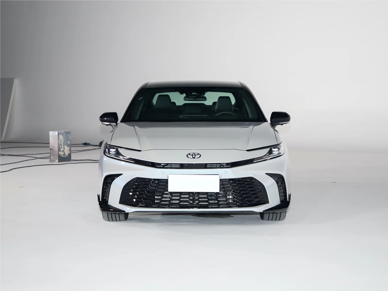 Hot Sale Toyota Gasoline hybrid car Toyota camry 2.0L 5-seats Luxury Sedan used autos toyota camry 2023 2024 new car for sale