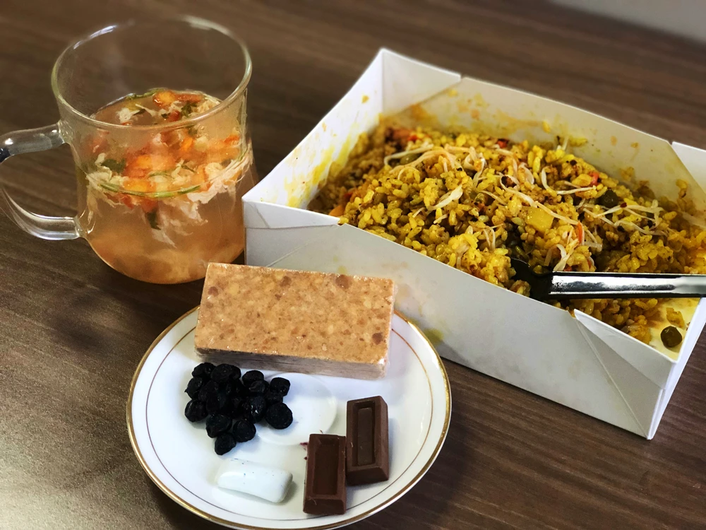 Портативный MRE еда быстрого приготовления карри курица жареный рис Премиум рацион Menu8