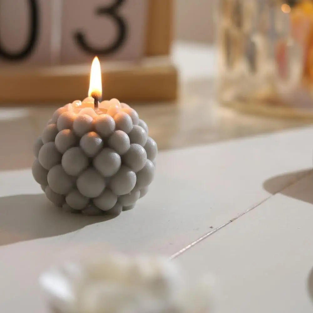 Factory Direct Sale White Vase Rustic Decor Wine Table Decoration S-Craft Espeon Keycap Resin