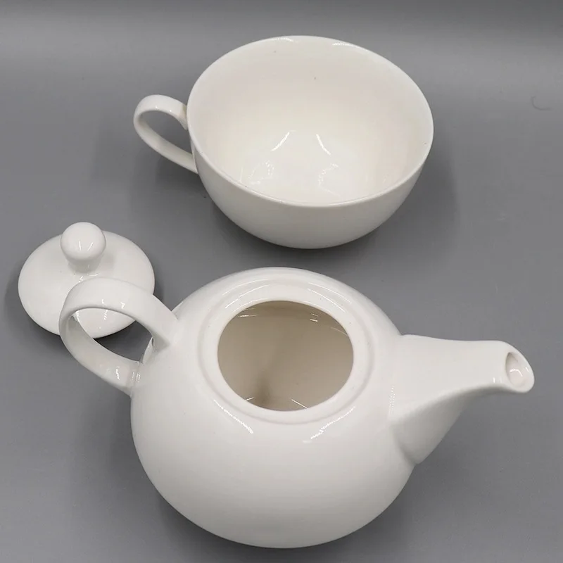 400ml Adults Office Home Gift Porcelain Teapot Set White Ceramic Tea For One Loose Leaf Tea Maker Set with Saucer