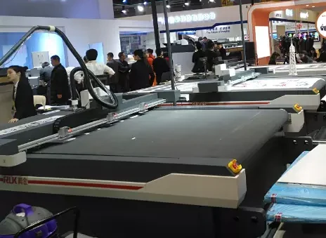 High End CNC Flatbed Cutter Digital Automatic Knife Cutting Machine