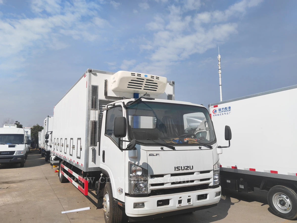 Грузовик для перевозки птицы ISUZU новый