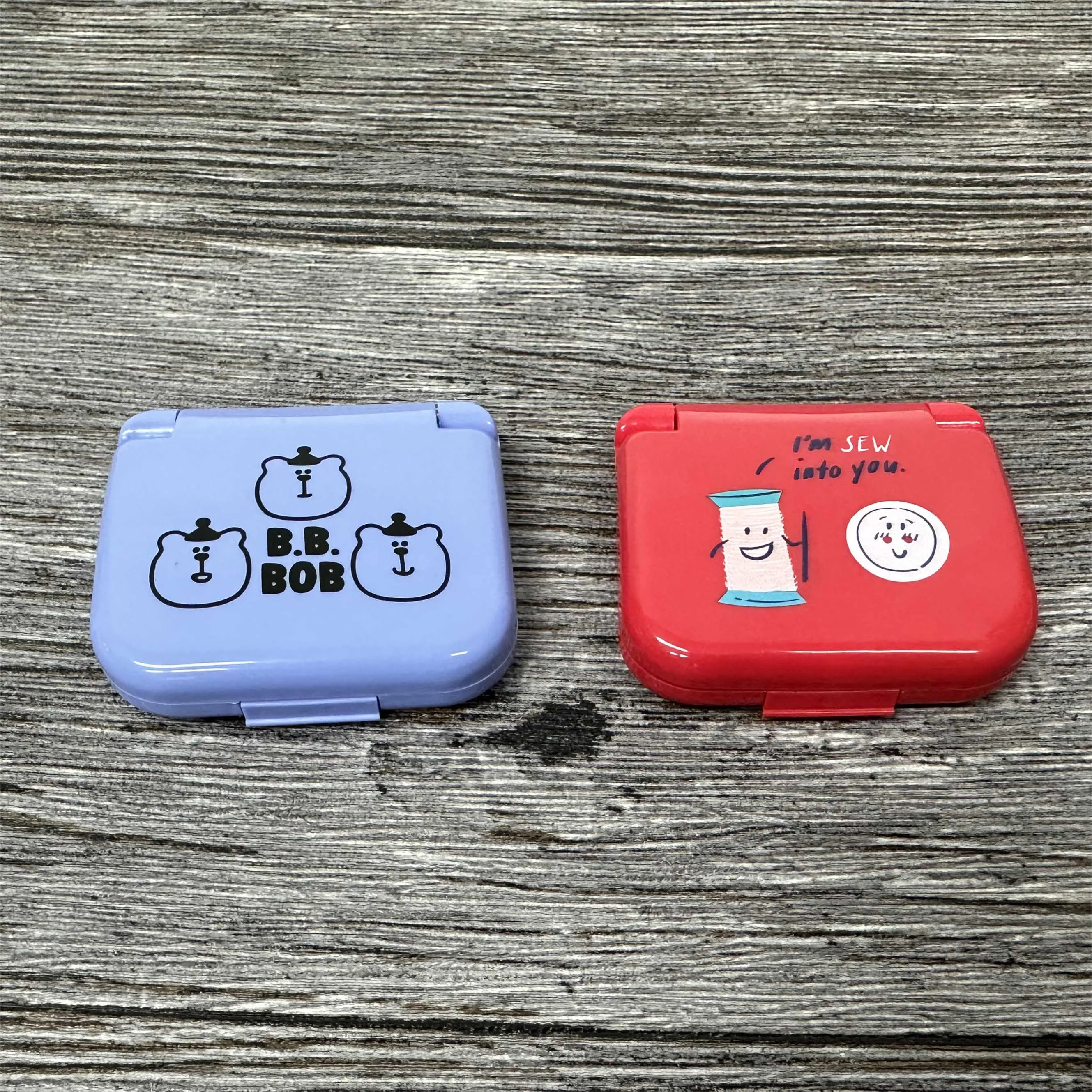 Mini Folding Sewing Box, Customized Logo Promotional Sewing Kit for Hotel and Travel Agency