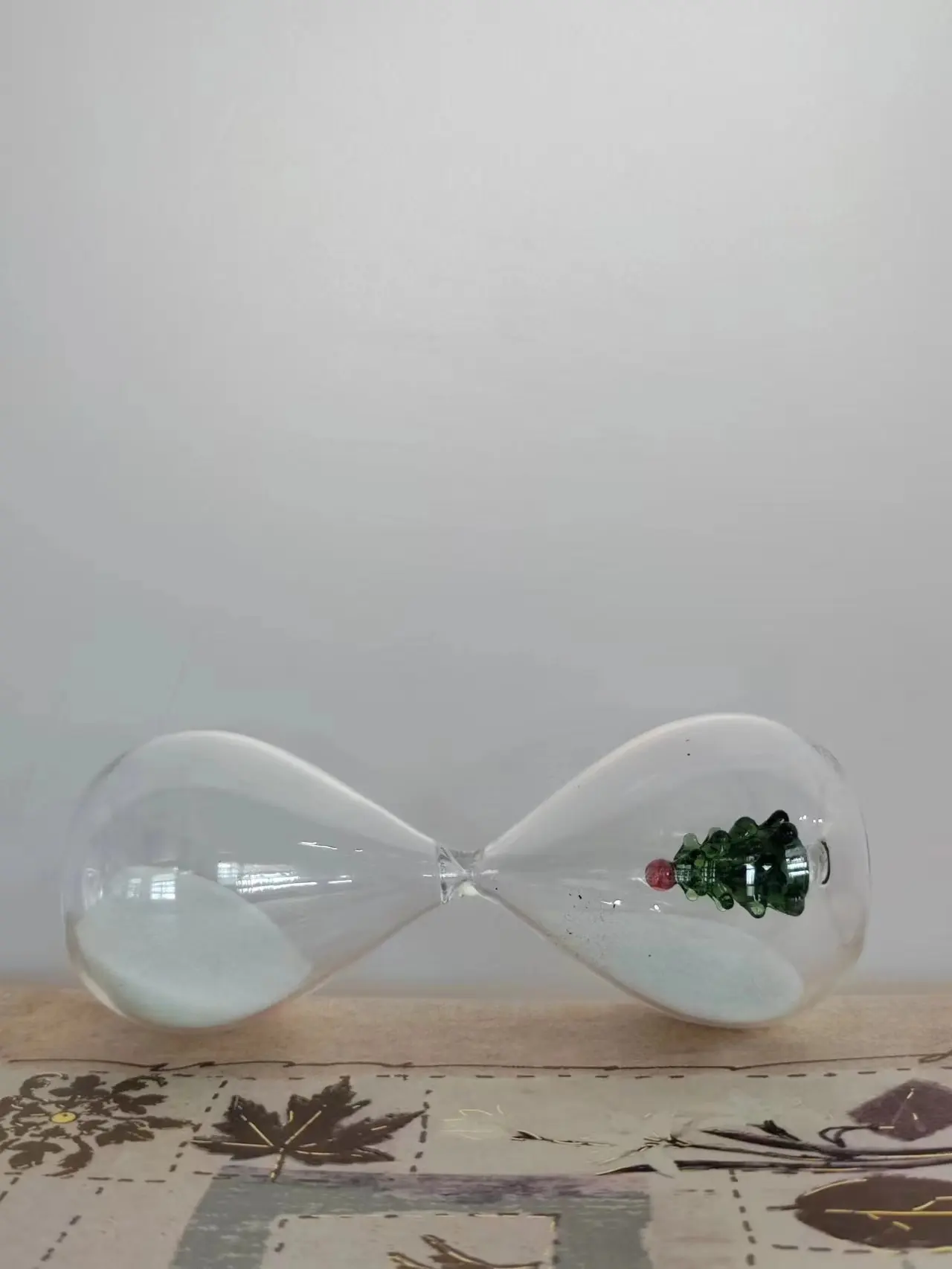 Wholesale 5 Minutes Hourglass With 3D Christmas Tree Sand Timer Hand Blown Creative Sand Clock Tabletop Decoration