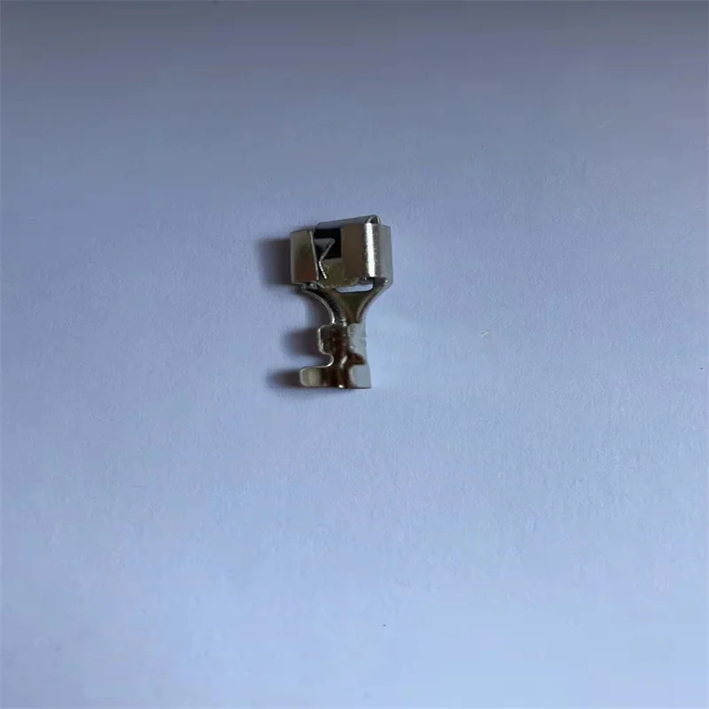 8 Pin Clamp Connector Female with Terminal DJ7083C-3.5-21 Car Connector Automotive Plug 927366-1