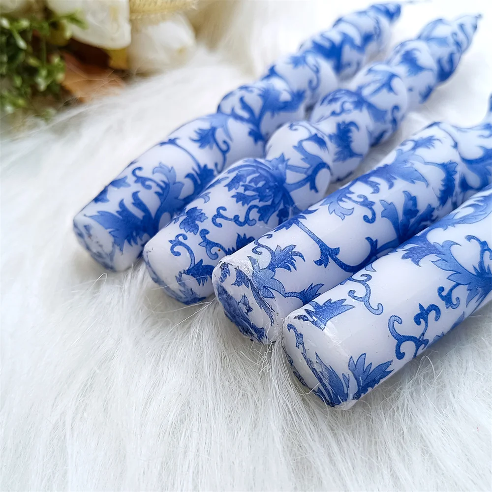 OEM/ODM Custom Painted Spiral Taper Candles Chinese Traditional Blue and White Pattern Twist Candle Dinner Floral Stick Candles