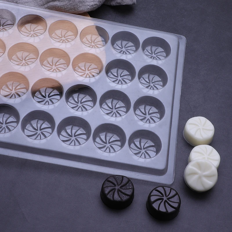 Custom design 3D plastic candy or chocolate mold