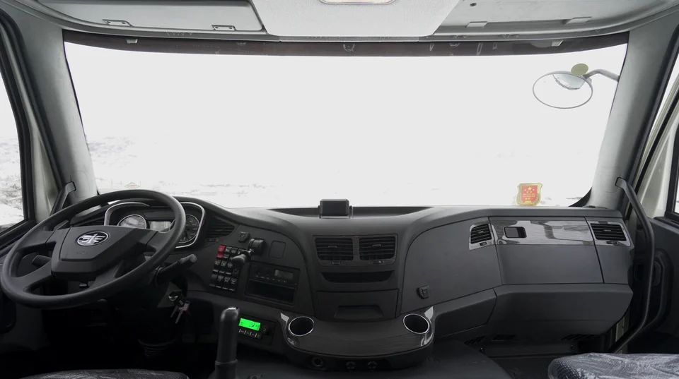 FAW Factory Direct Sell Mini Dump Truck Crawler Dumper Diesel Loader for Sale