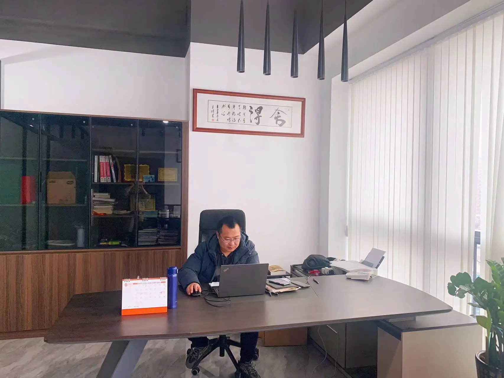 200Ml Dual Head Needleless Transparent Safety Injection Syringe