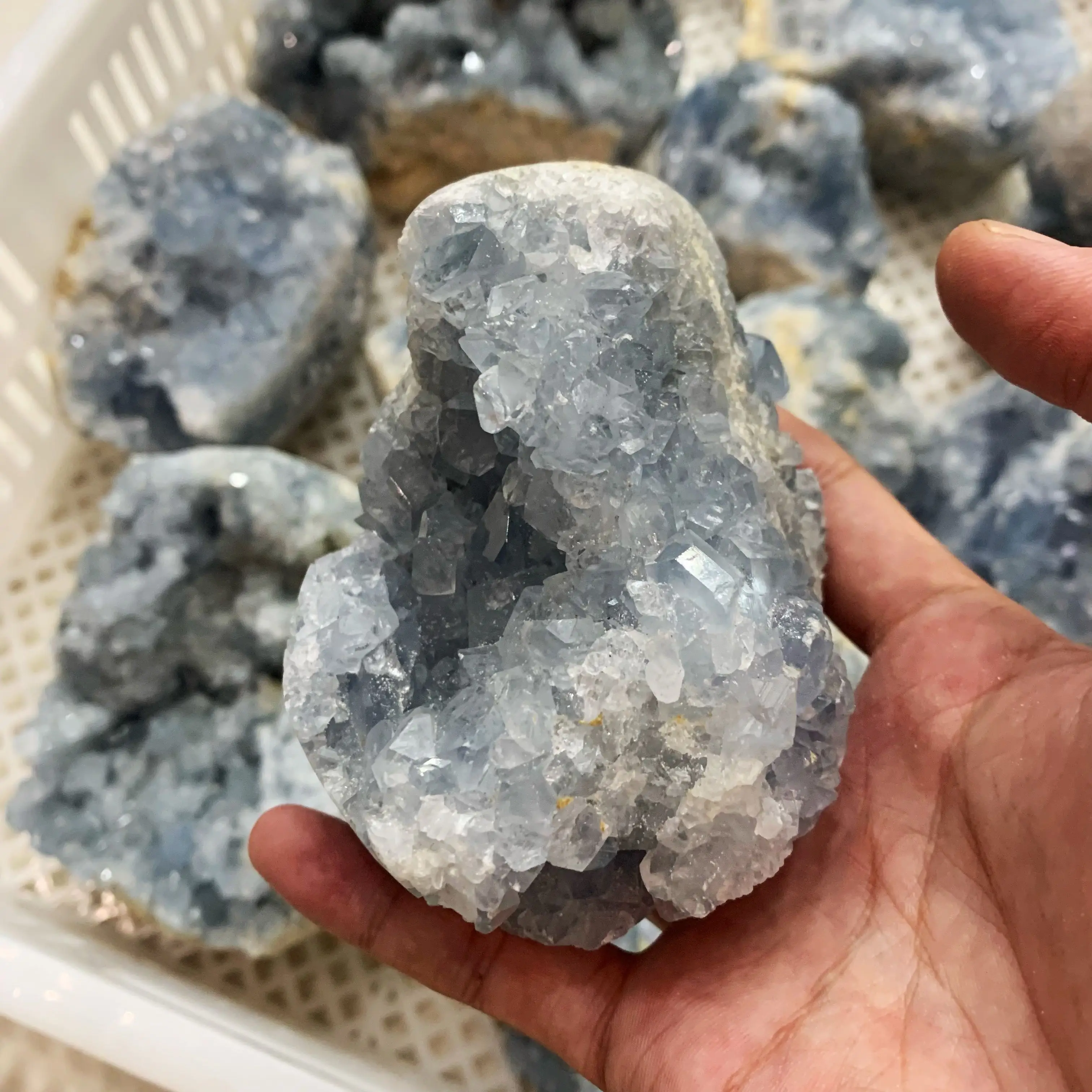 Wholesale Natural Raw Crystal Cluster Blue Celestite Crystal Geode Rough Quartz Geodes