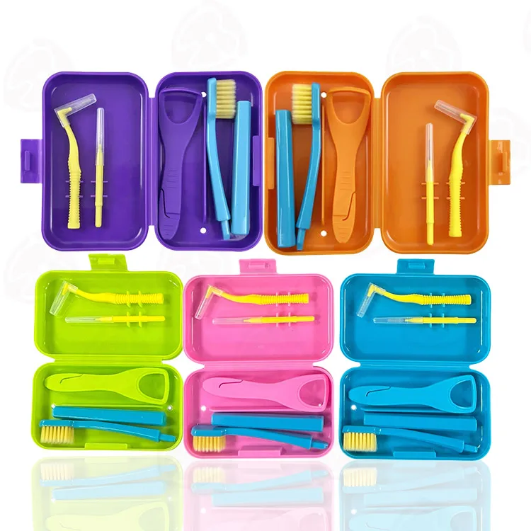 4pcs/set Portable Travel Cleaning Set Storage Box Protective with Tongue scraper