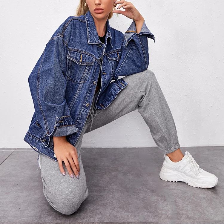 
OEM Raw Hem Denim Trucker Jacket Women Blue Casual Jean Jackets For Spring Summer 