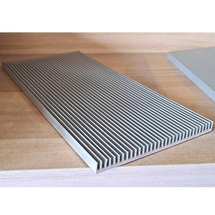 Aluminum Car Amplifier Heatsink , Die Casting Extruded Aluminum Heatsinks For 150 mm Diameter PCBS , Aluminum Extrusion Heatsink