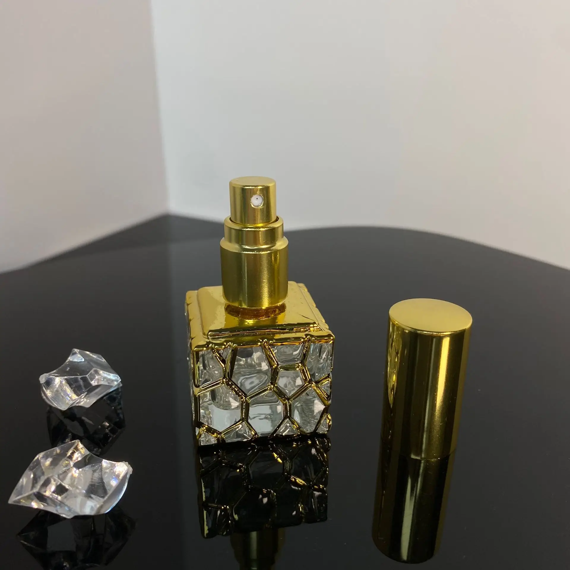 Hot Sale Product 10ml  Perfume Atomizer Mini Travel Portable Empty Portable Perfume Spray Bottle