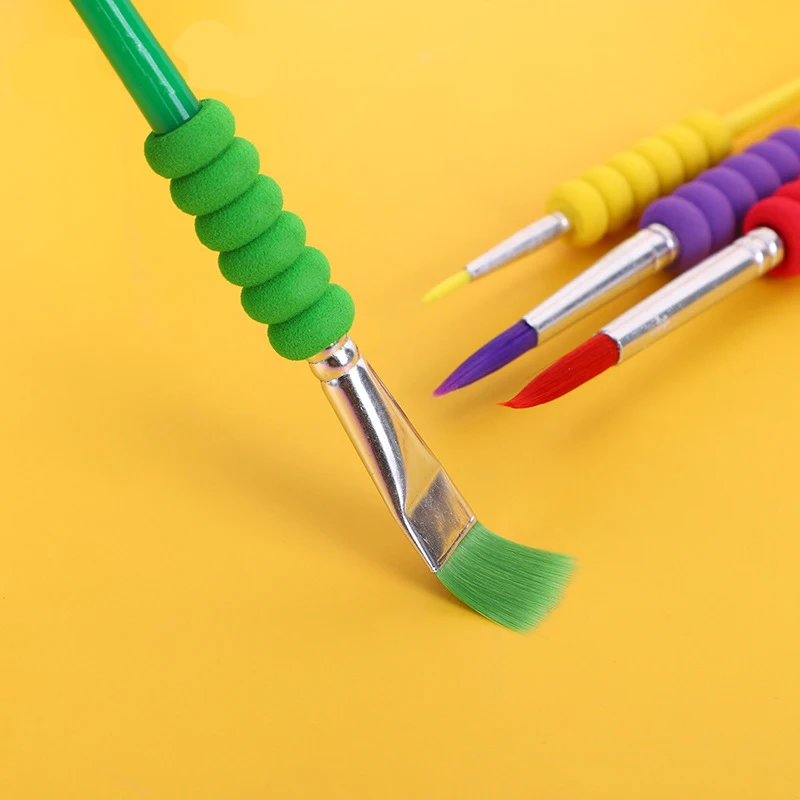 Paint Brushes Set 4 Different Tip Size Artist Paint Brush Nylon Hair Material Painting Brushes Set