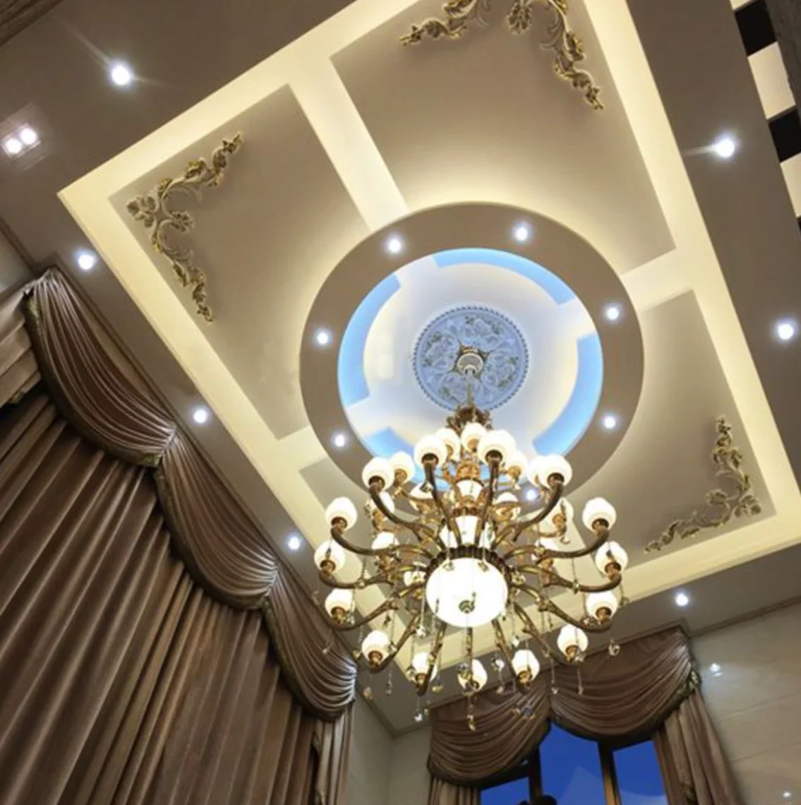 hot sell european style pop easy installation decorative ceiling polyurethane pu ceiling light round decorative ceiling moulding