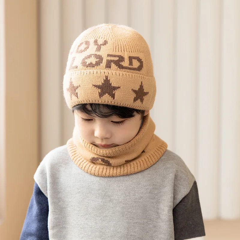 Boys Girls Jacquard Neck Scarves Warm Neckerchief Kids 2pcs Knitting Hat Scarf Adults Kids Star Cap Scarf Set