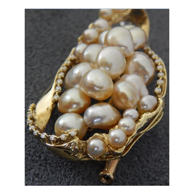 Wholesale high quality pins christmas designer brooches and pins