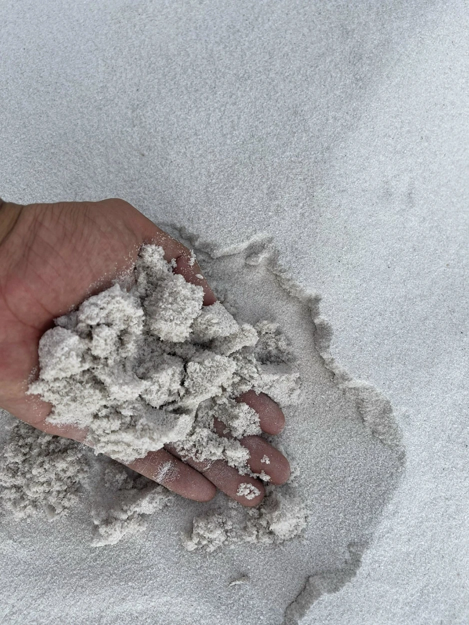 High quality sand Vietnam cheap price of silica sand for make water filter material for wells, industry and daily life