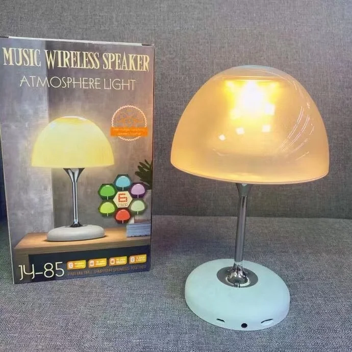 2022 new 6 color flash bedside handsfree wireless music desk table led lamp speaker with FM