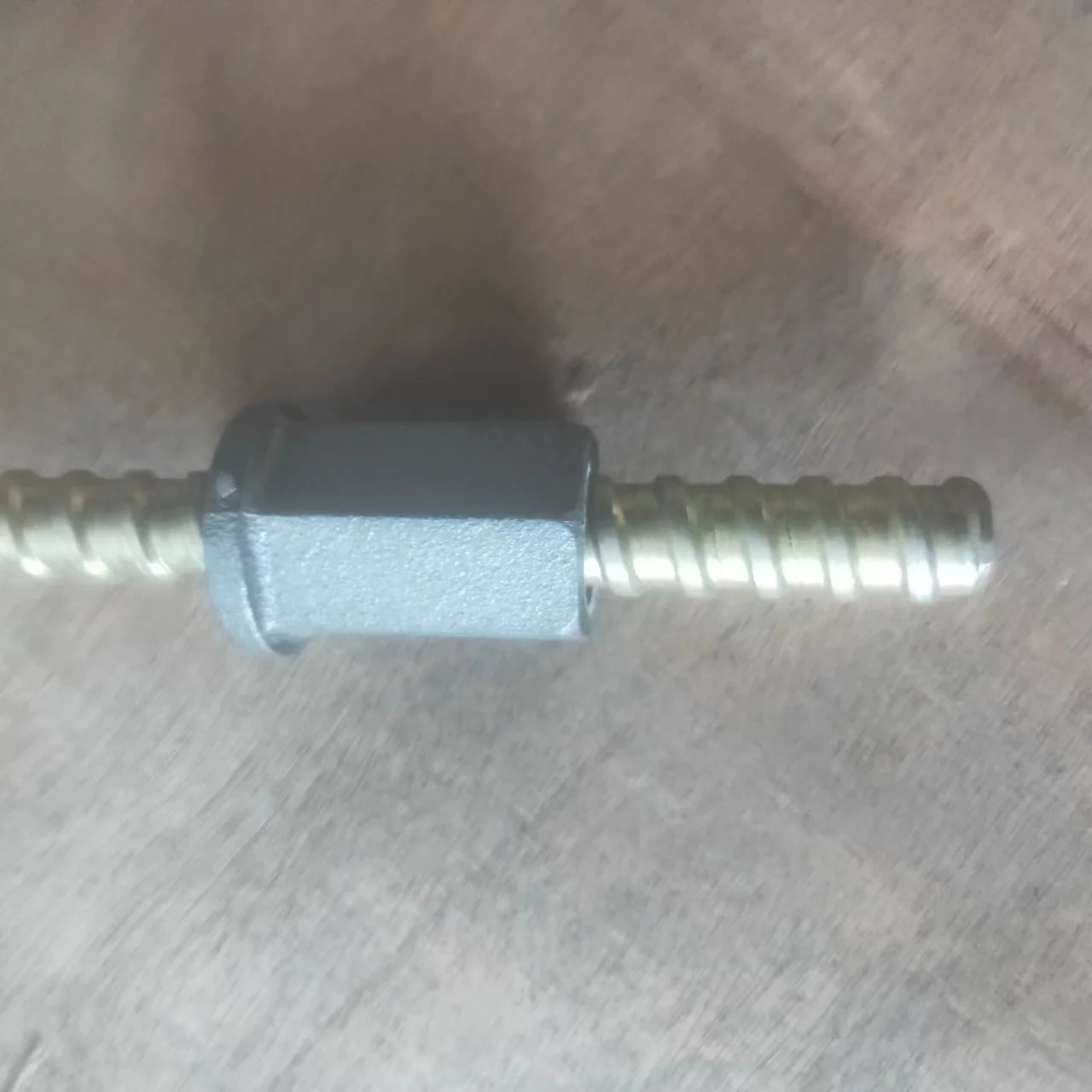 Machined Formwork Scaffolding Galvanized Tie Rod M15/17