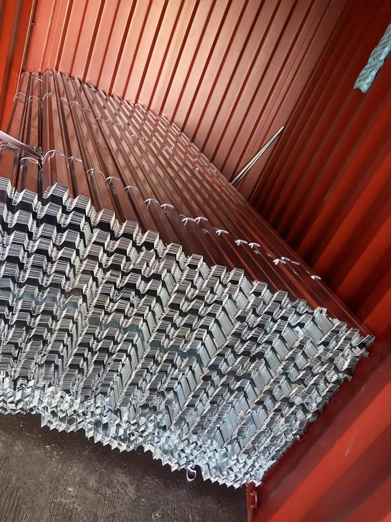 Manufacturing professional Galvanized Steel Gypsum Board Drywall Ceiling System Wall Angle for Ceiling