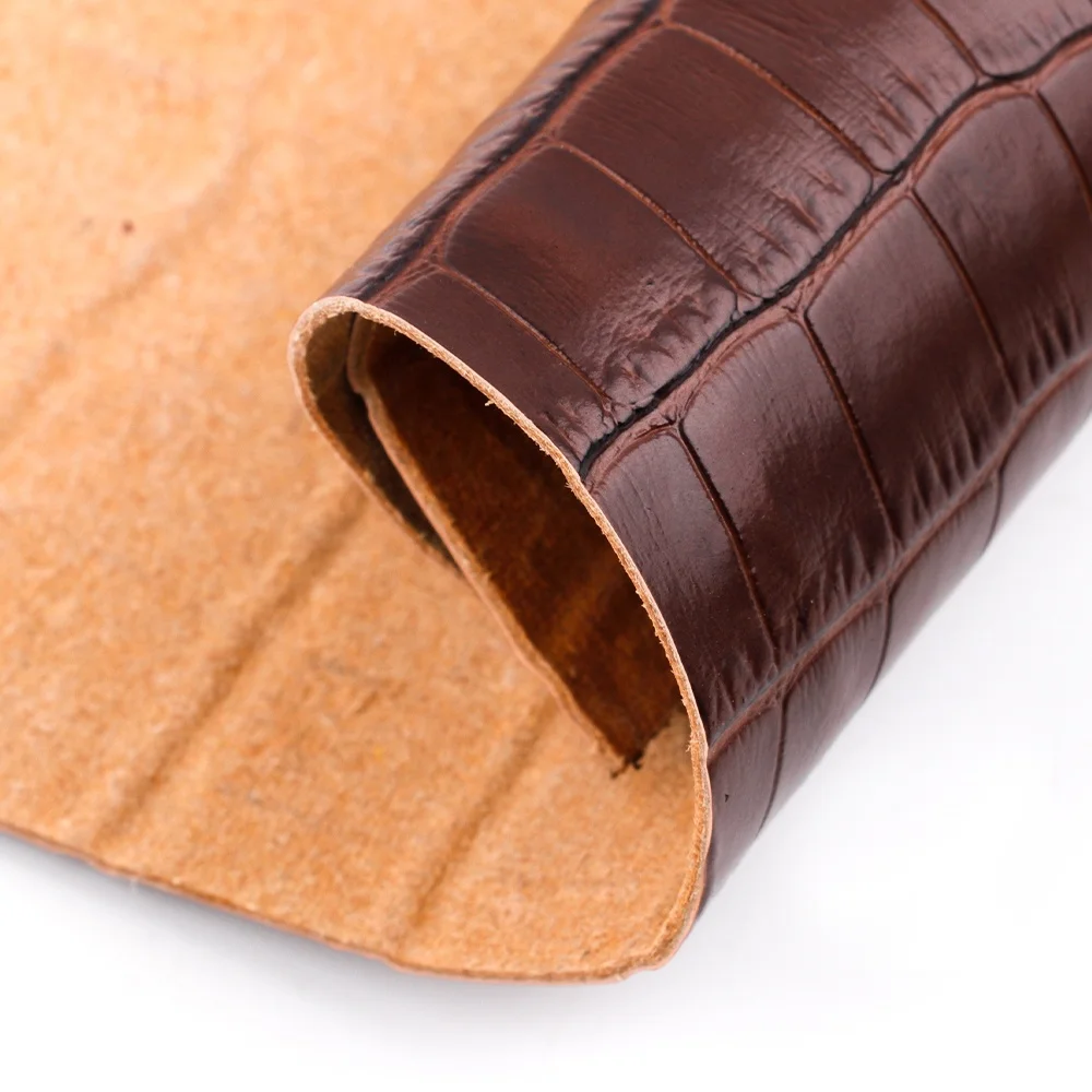 Верхние часы со специальной тисненой крокодиловой кожей средней глянцевой коровьей шкуры для ремней часов из