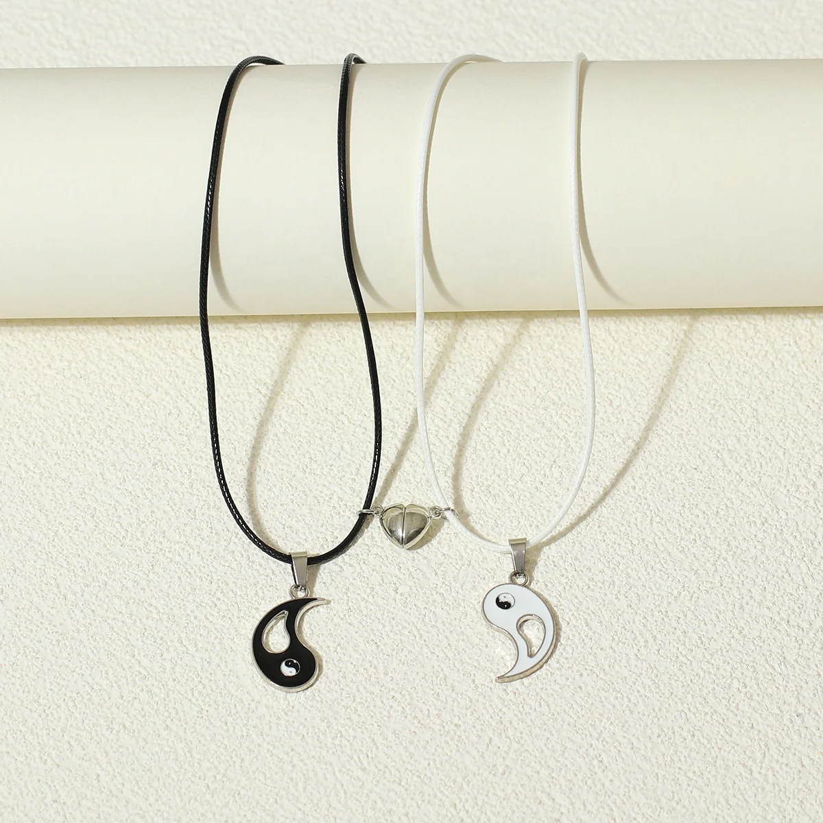 Горячая Распродажа магнитное ожерелье в форме сердца для влюбленных на День святого Валентина 2 шт. китайское пар тайцзи Инь Янь ювелирные изделия