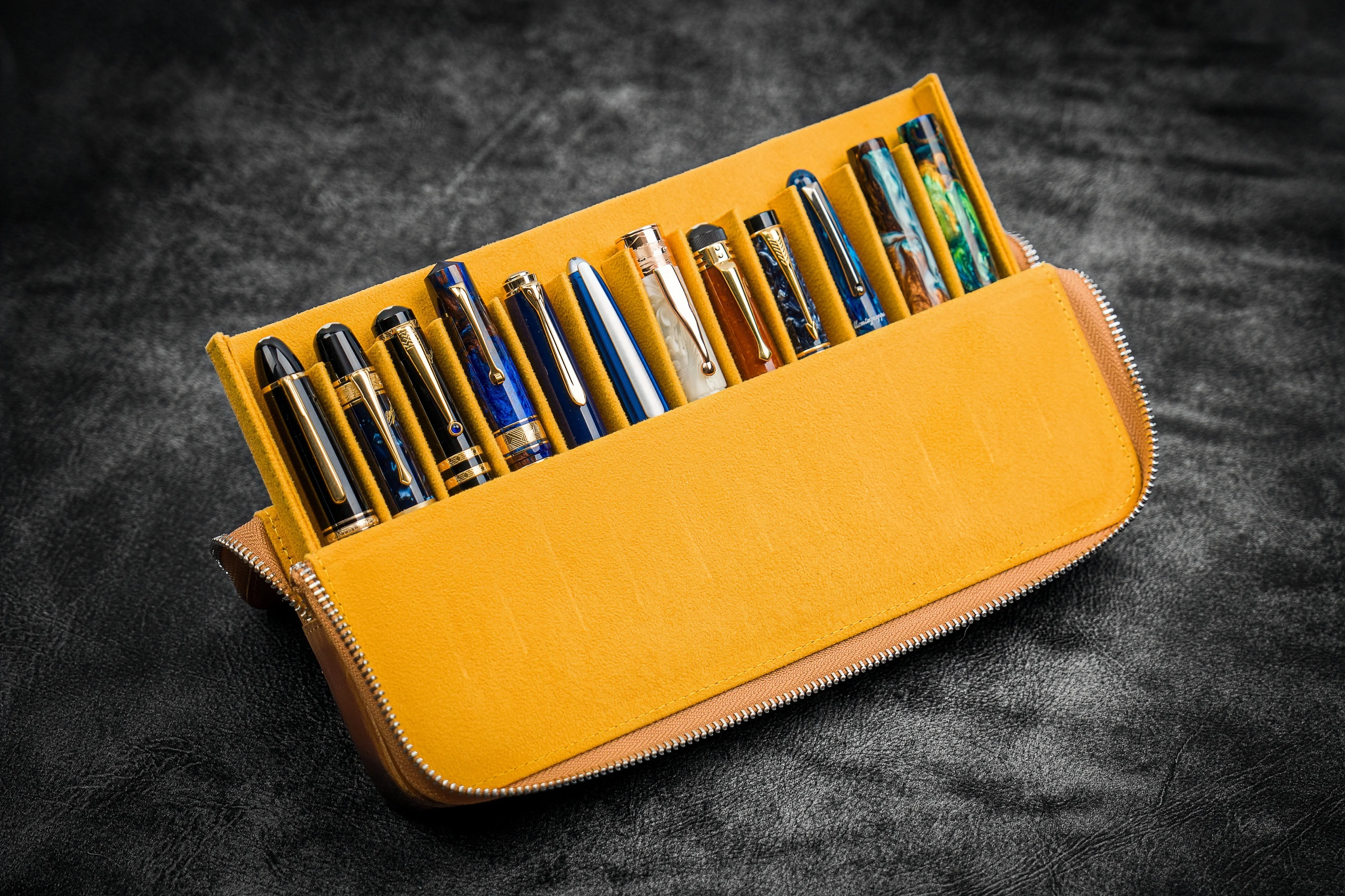 Factory Price Pen Storage Customizable Logo Office Leather Pouch For Pen Pencil Organizer Display Case