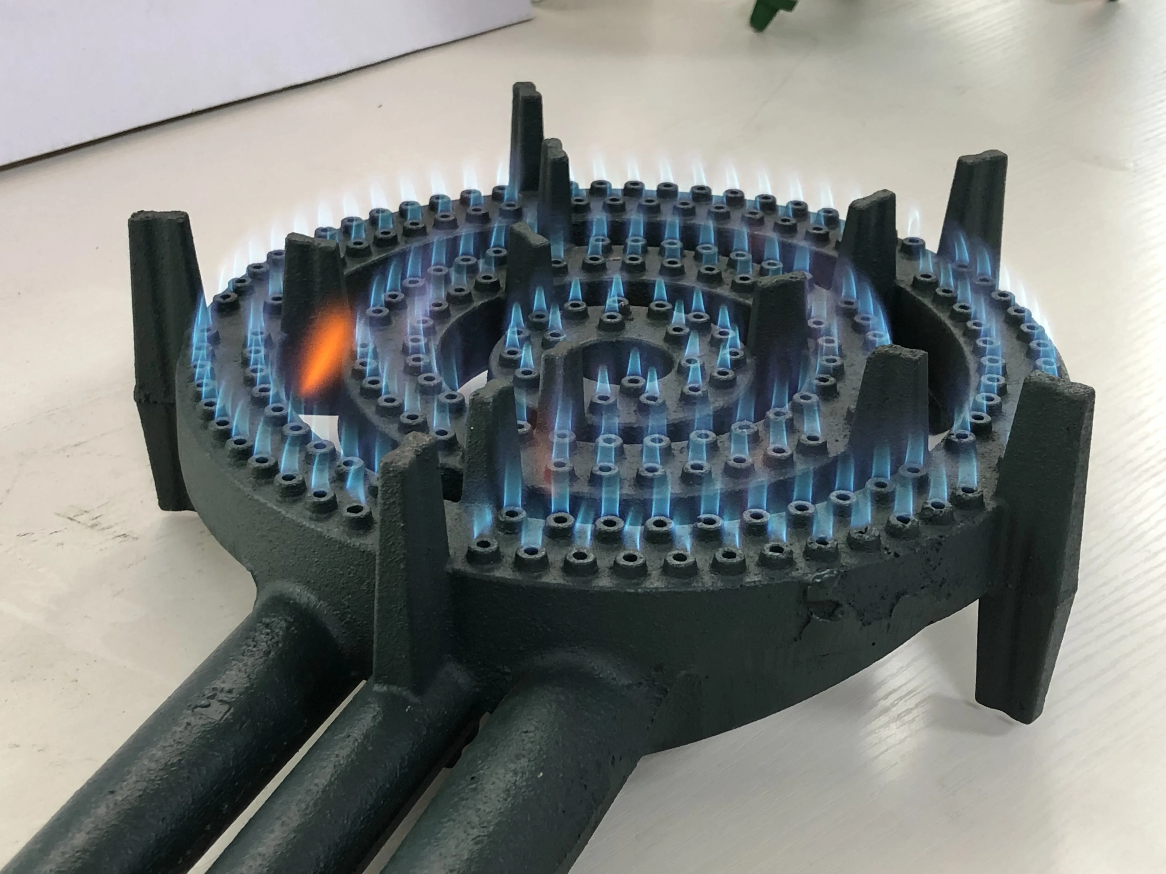 C40 без железным основанием (RD-GS098-1) 5,0 кг/5,6 кг сильное пламя 3 кольцо чугунная газовая горелка