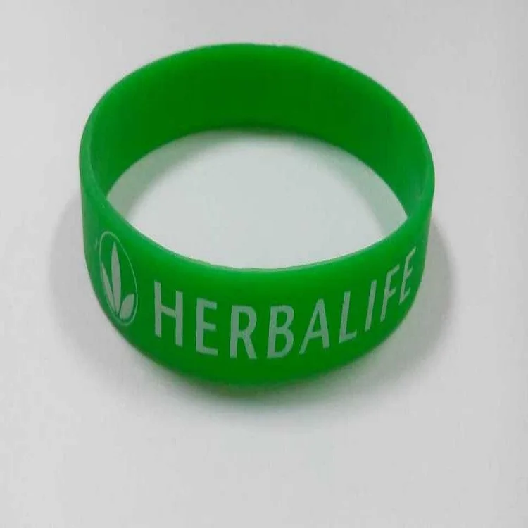 cute design silicon wristband/bracelet with high quality