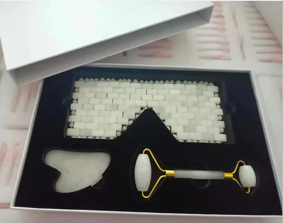 Natural Crystal Stone Blinder  Quartz Sleep Jade Eye Mask Beauty Gem Blindfold Ice Beauty Tool Gua Sha Jade Roller And Eye Mask